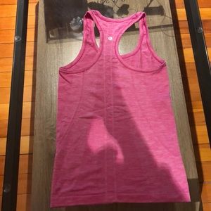 lululemon athletica Tops - Women’s lululemon tank lululemon athletica Tops - Women’s lululemon tank